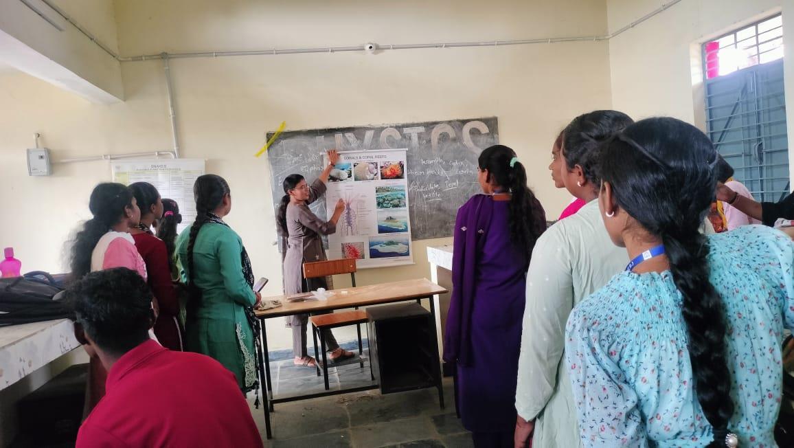 Zoology Lab